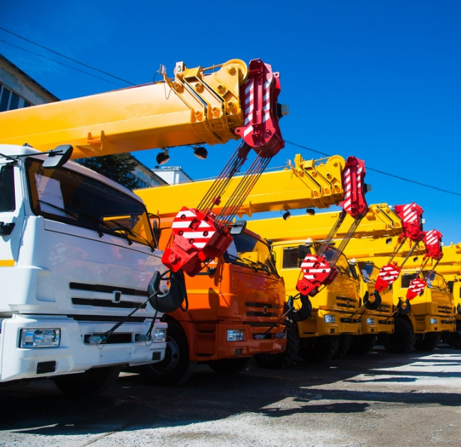 truck-mounted-crane