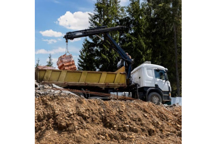 What Happens During a Vehicle Loading Crane 10 Year Inspection