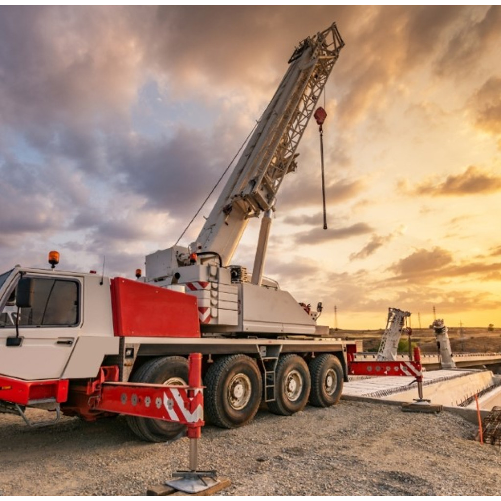 Types of Cranes That We Inspect